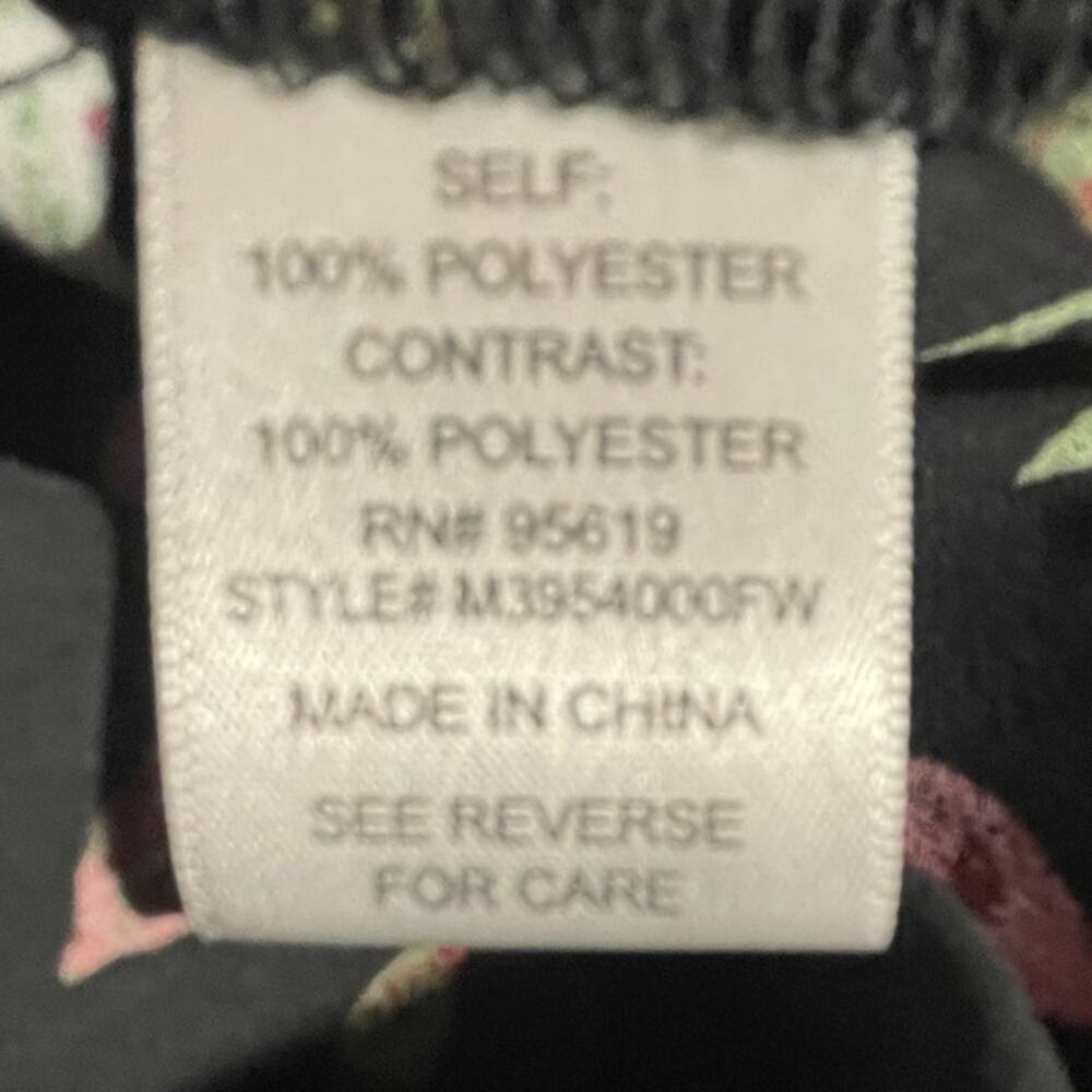 Fever Women’s Blouse -L- Black Floral Flutter Sleeves -Cottagecore Romantic-EUC - Picture 11 of 11